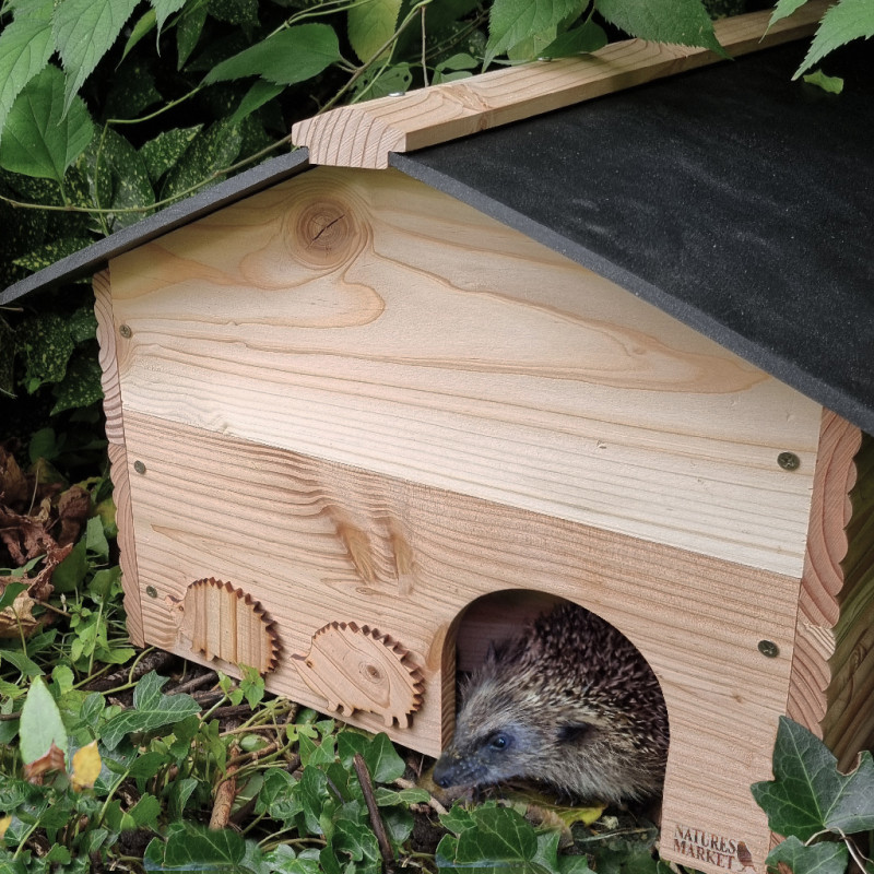 Abri Nichoir pour hérissons fabriqué en France bois et plastique recyclé Made in France Natures market -Oisillon.net-