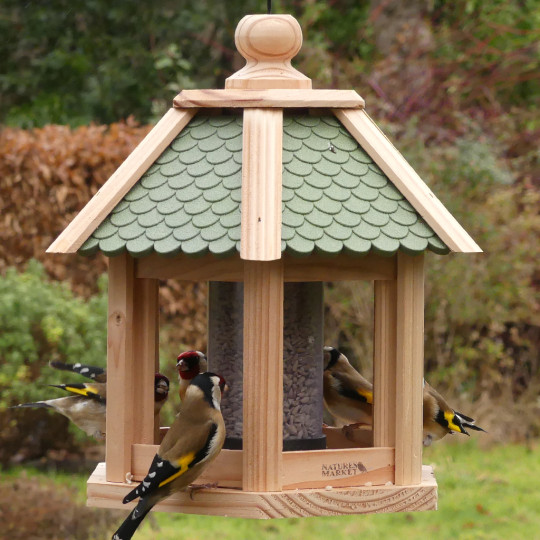 Mangeoire oiseaux fabriquée en France en matériau recyclé et bois français. Natures Market. Oisillon.net