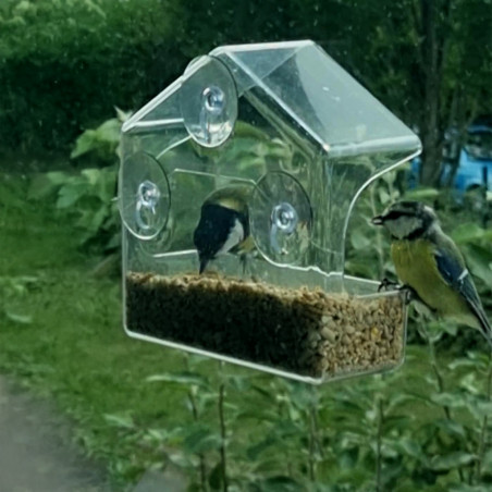 BIRD FRIDAY Suprême : 1 mangeoire OFFERTE Nature Market Bird Friday ! Par ici...